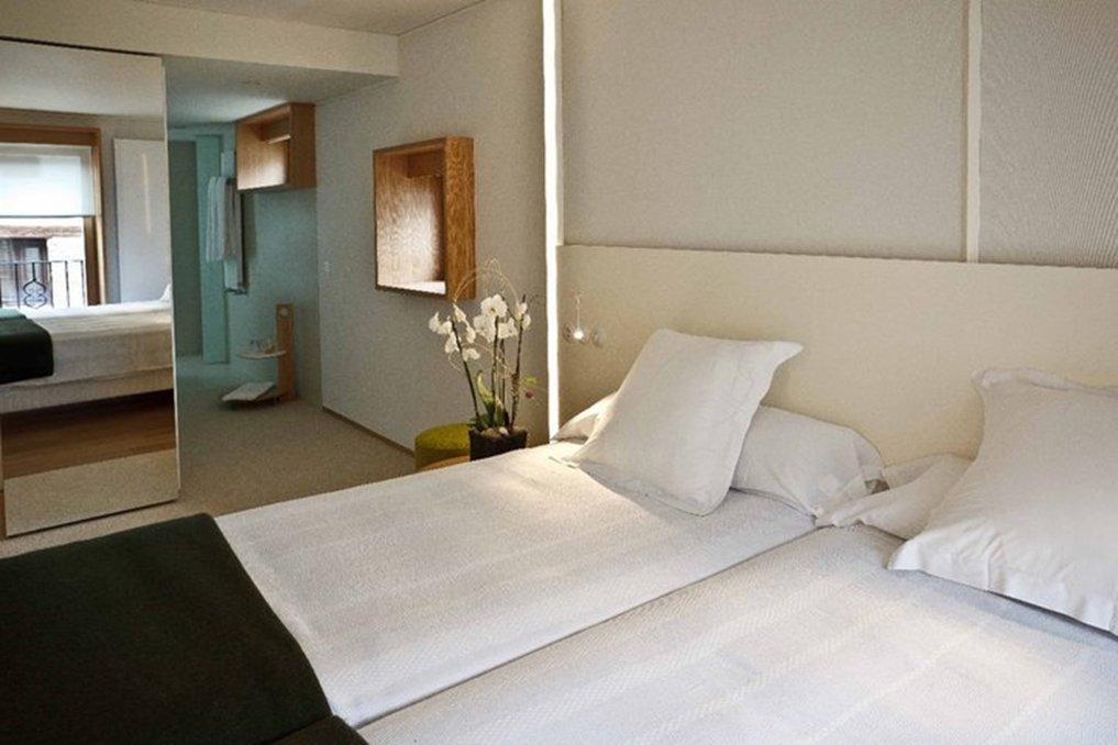 Hotel Echaurren Relais & Chateaux Ezcaray Bilik gambar